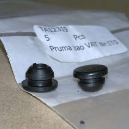 CN70MAX-03  Запчасть TA12319 GROMMET (MAX)